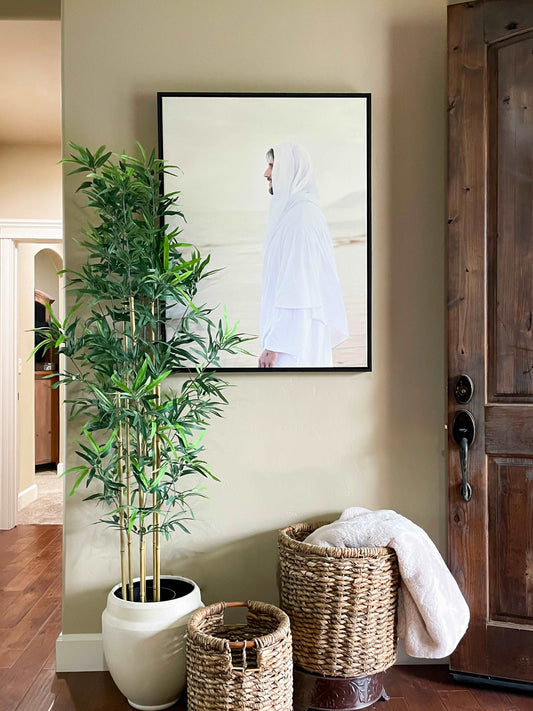 Infusing light into any space, this portrait of Christ embodies a brightness of hope and kindness. Calming hues of neutral colors compliment all types of home decor.  Modern  minimalist portrait of Jesus Christ for your Christian home or as the perfect gift for someone you love. H. Walker @thelightgallery_